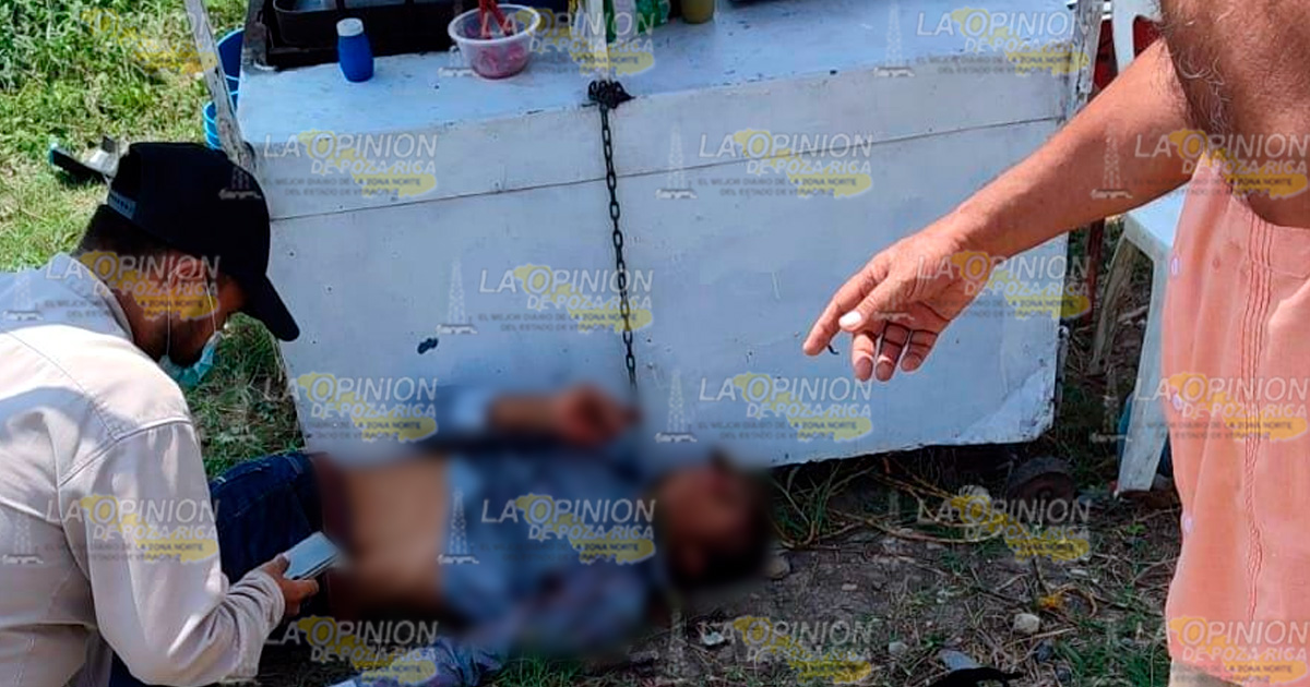 Motociclista grave tras impactarse contra un taxi