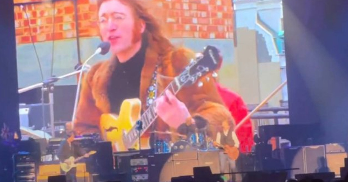 Paul McCartney hizo dueto virtual con John Lennon en su retorno a los shows