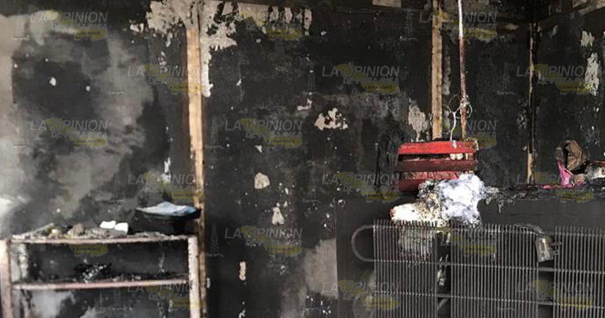 Por un ventilador, se incendia casa en Arroyo del Maíz Por un ventilador, se incendia casa en Arroyo del Maíz 2