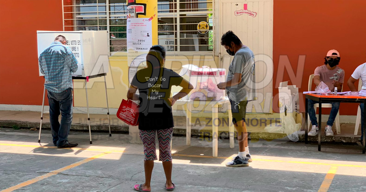 Responde población a revocación de mandato