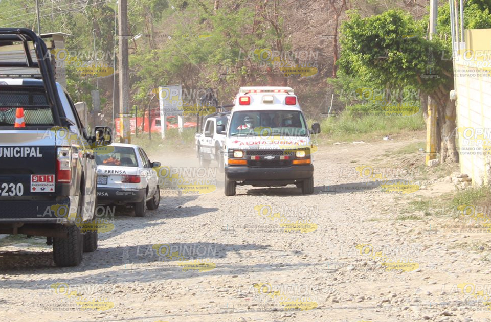Balacera de civiles y la policía en Coatzintla