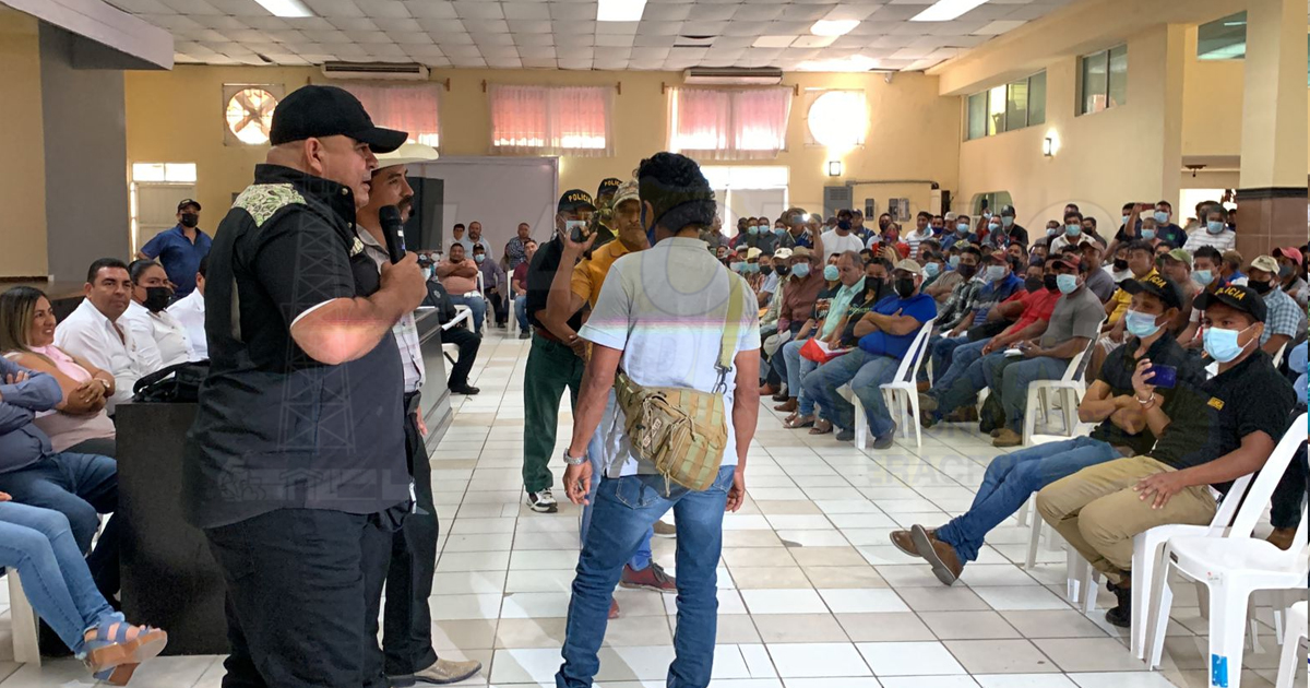 Capacitan a autoridades auxiliares en Tihuatlán