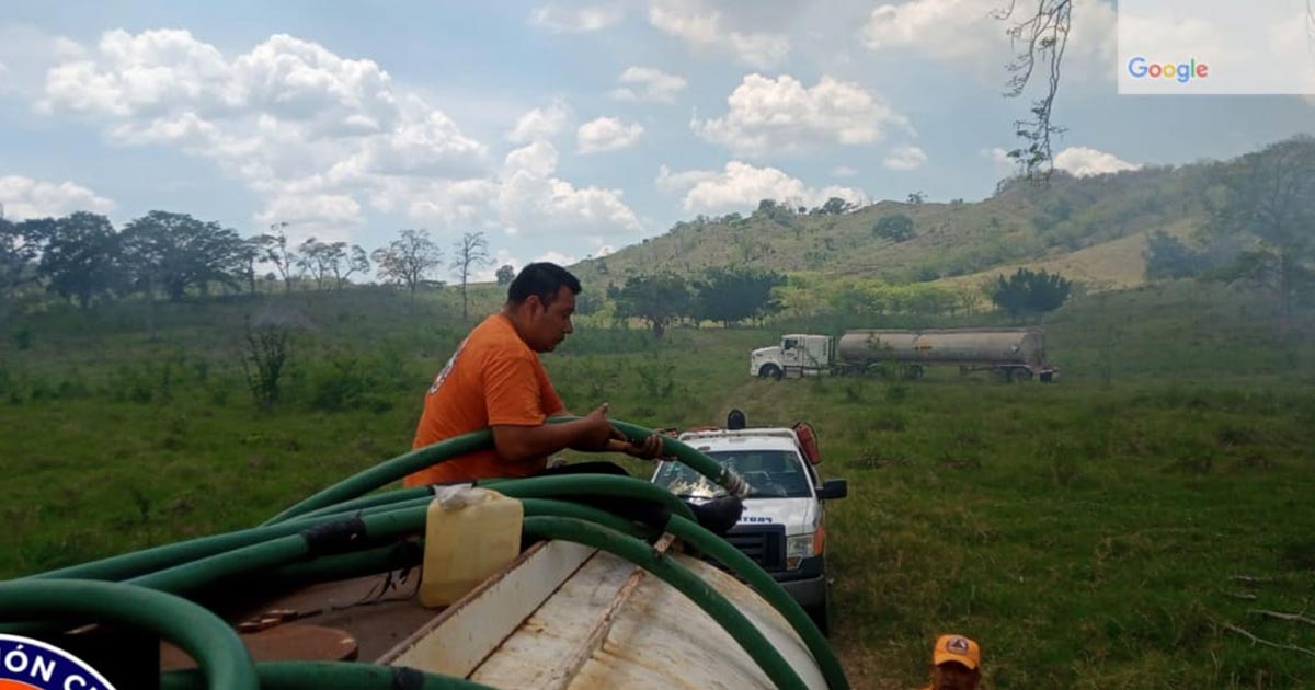 Incendio forestal en Rancho El 50