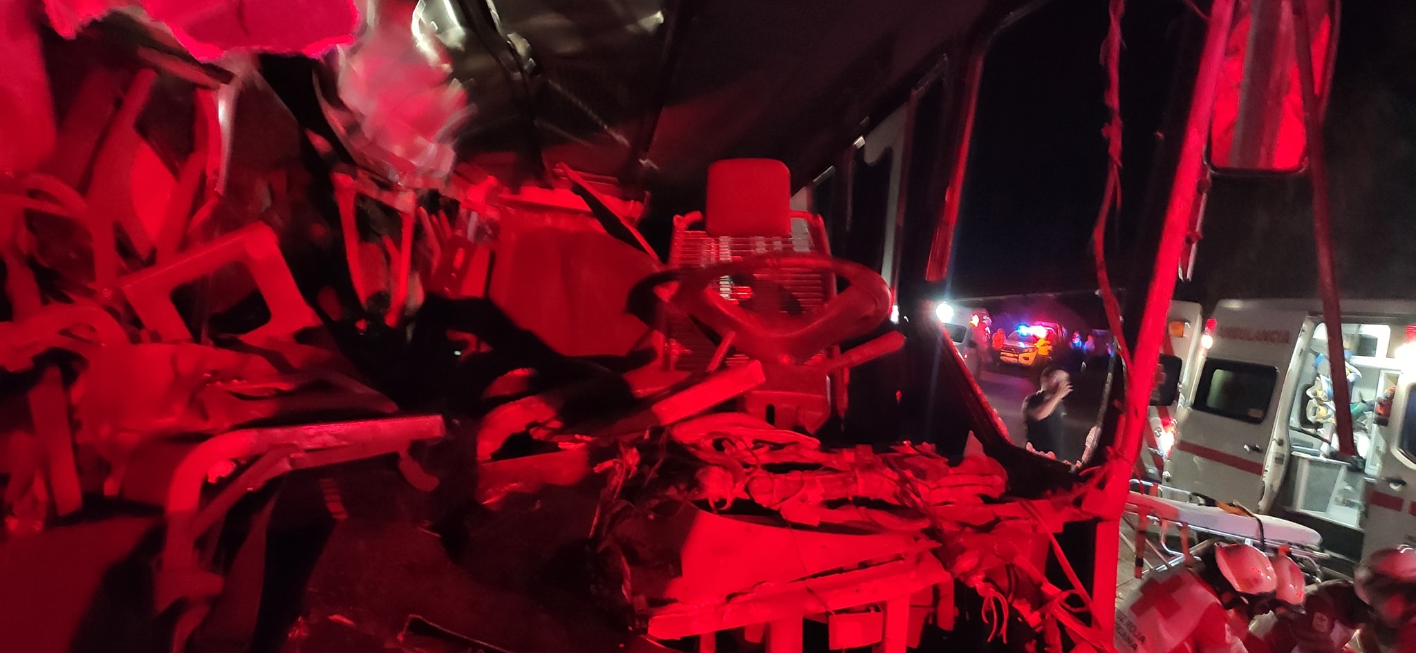 14 muertos por accidente de autobús en Jalisco
