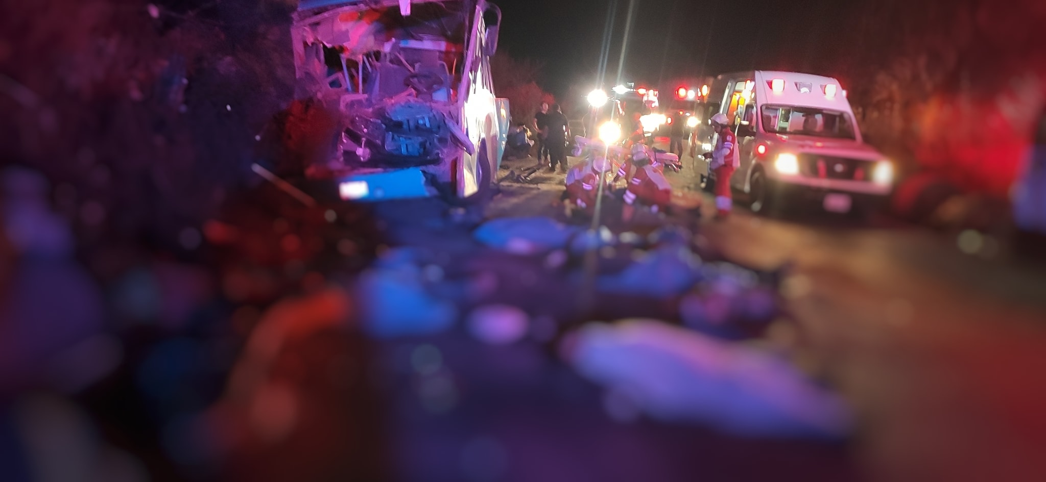 14 muertos por accidente de autobús en Jalisco