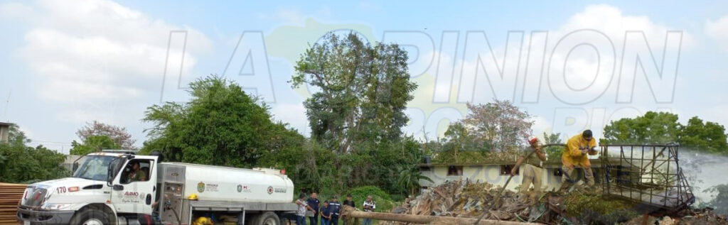 Otra quema de pasto moviliza a bomberos de Tuxpan