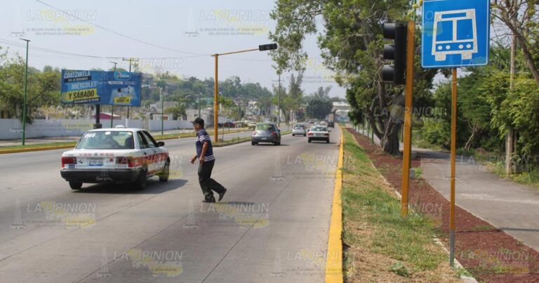 Piden topes y bahía de ascenso y descenso