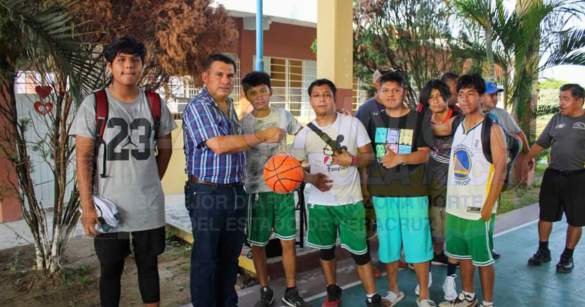 Salinas Salgado fomenta el deporte y sano esparcimiento