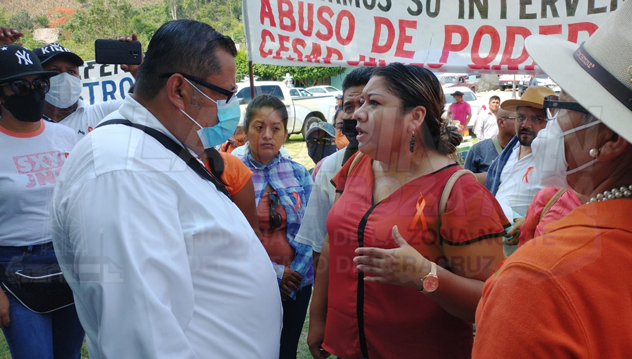 Trabajadores sindicalizados, se manifiestan contra César Ulises