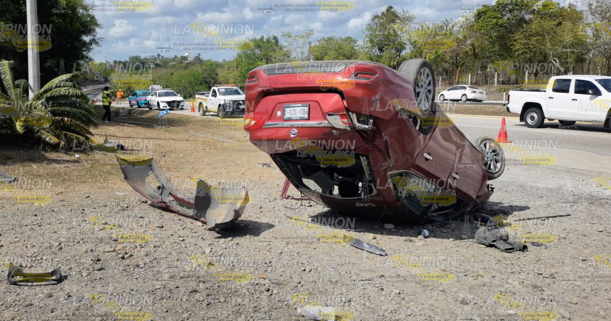 Vuelca automóvil en la México Tuxpan
