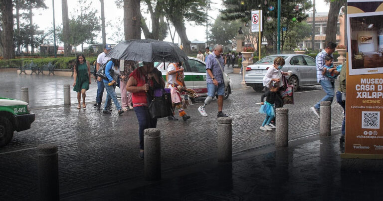 Así pega la lluvia en Xalapa 3