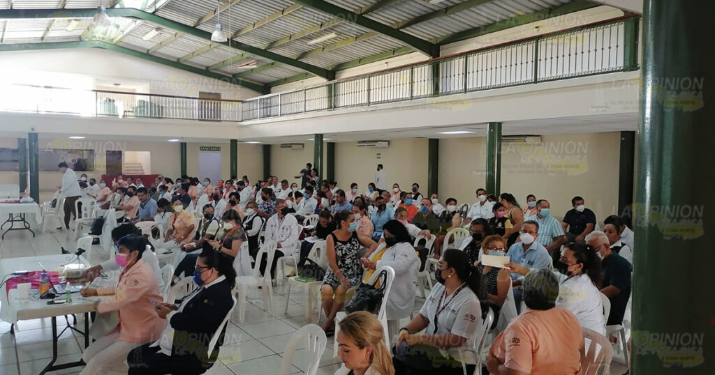 Capacitan a personal del Sector Salud de varios municipios, en Coatzintla