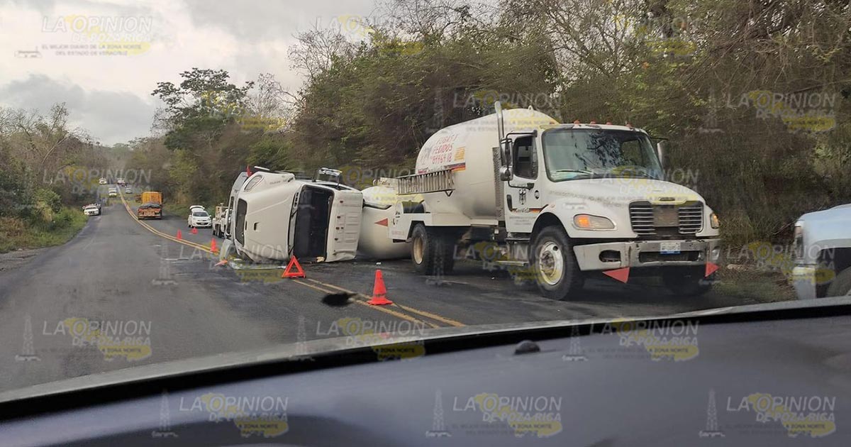 Carretera 127 un peligro latente Carretera 127 un peligro latente 2