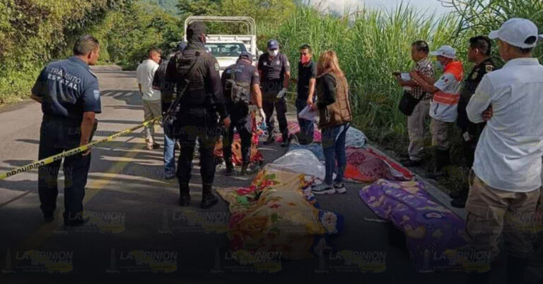 Mueren 9 peregrinos en volcadura de autobús