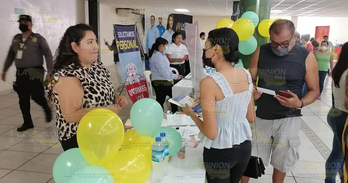 Ofertan 29 vacantes empresas de la región en Coatzintla