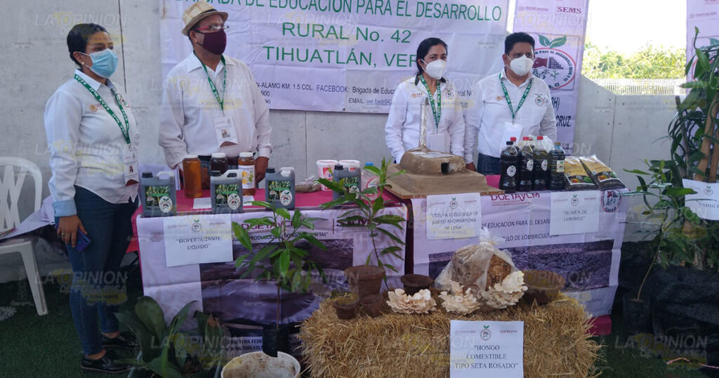Realizan foro regional de producción agroecológica de cítricos