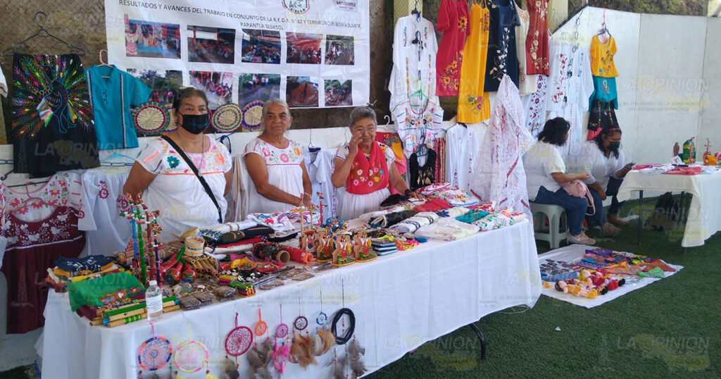 Realizan foro regional de producción agroecológica de cítricos