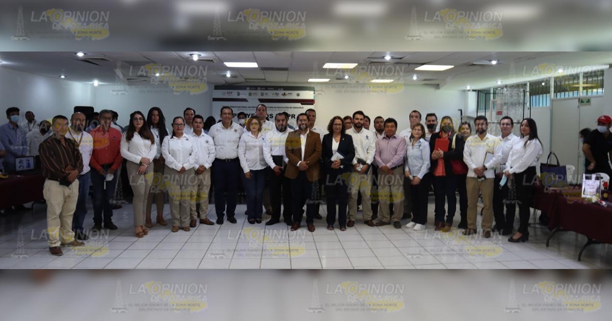 Se reúnen autoridades de la UV e ITSPR para analizar futuros convenios de colaboración