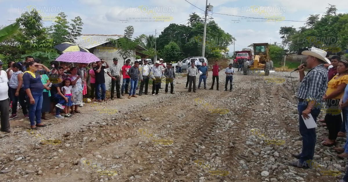 Inicia rehabilitación de calles en El Cerro