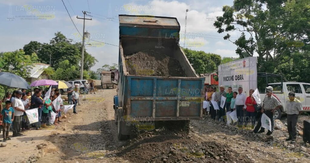 Inicia rehabilitación de calles en El Cerro