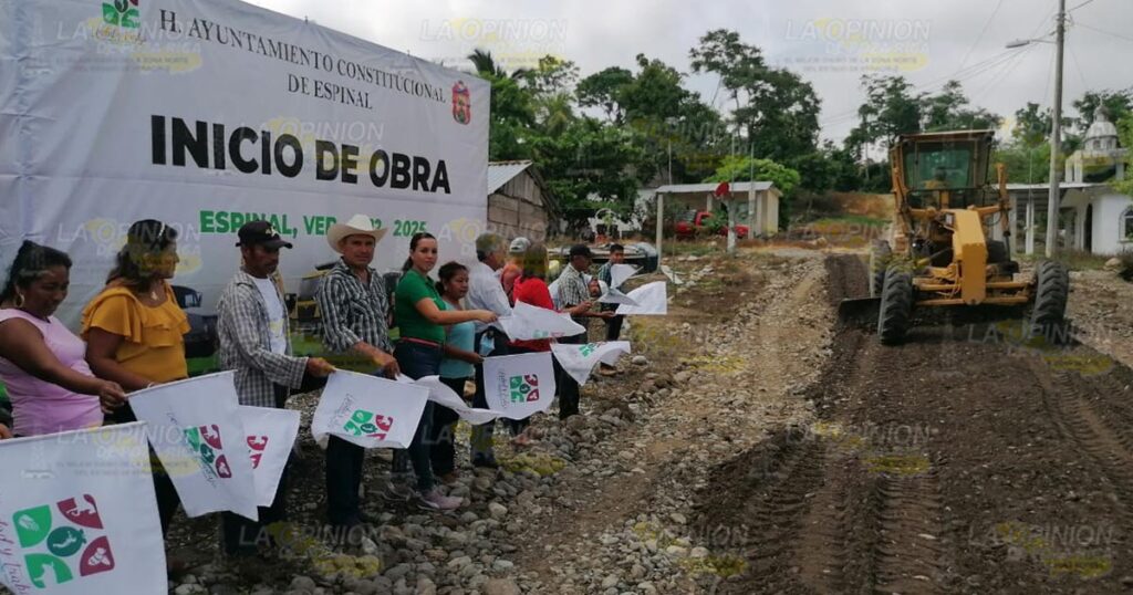 Inicia rehabilitación de calles en El Cerro