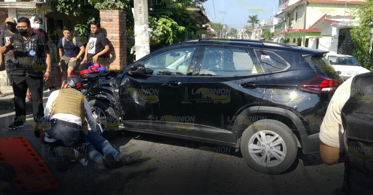 Estrellados en una camioneta Estrellados en una camioneta
