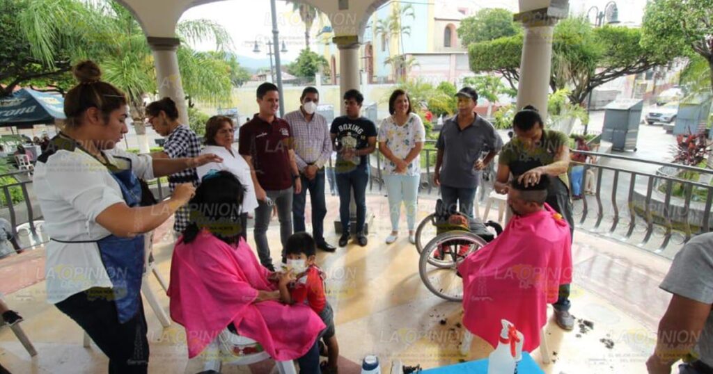 Llega módulo de salud itinerante a San Andrés Tuxtla