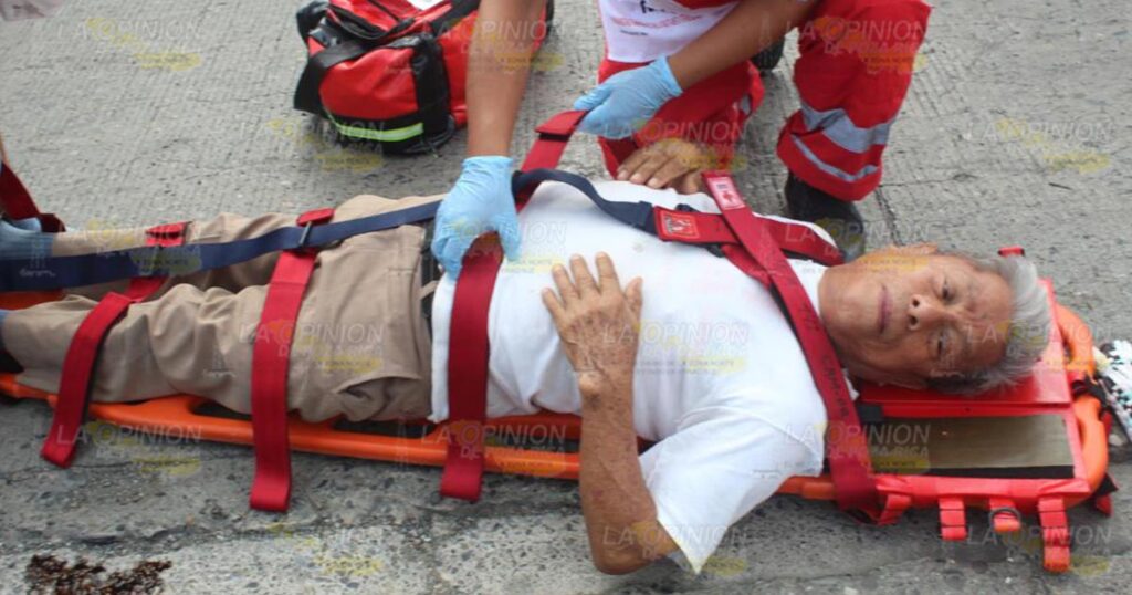 Ciclista derribado por camioneta