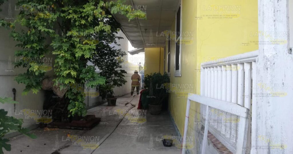 INCENDIO MOVILIZA A LOS BOMBEROS