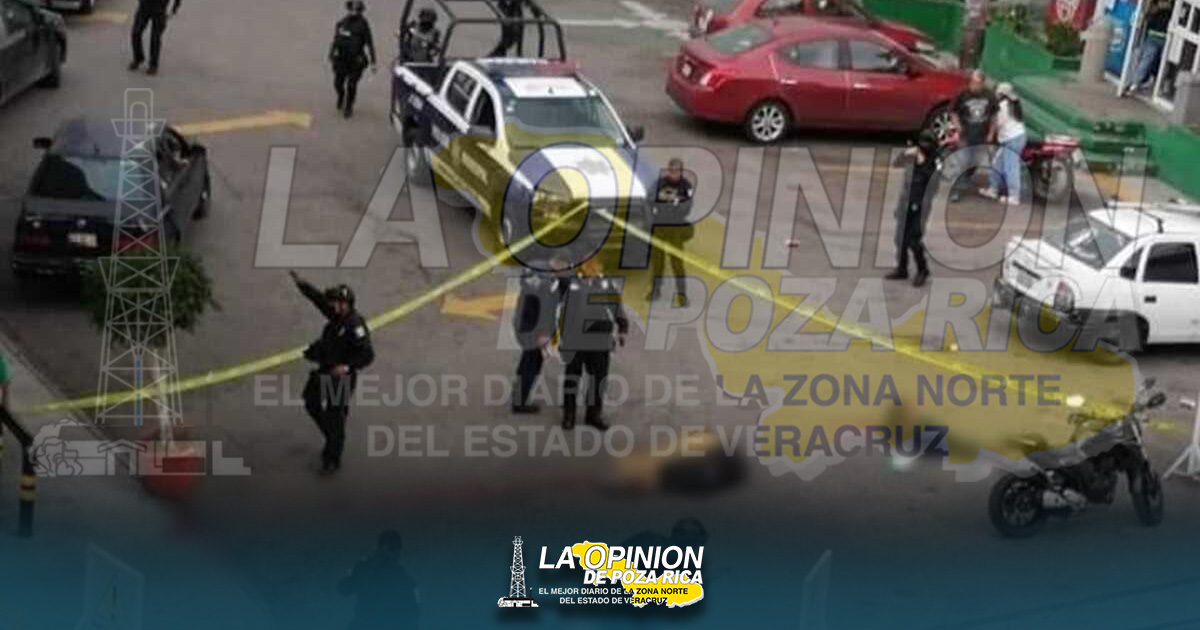 Asesinan a tres personas en una gasolinera de Naucalpan