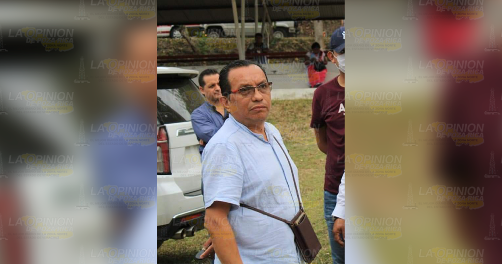 Renuncian secretario de desarrollo y director de casa de cultura