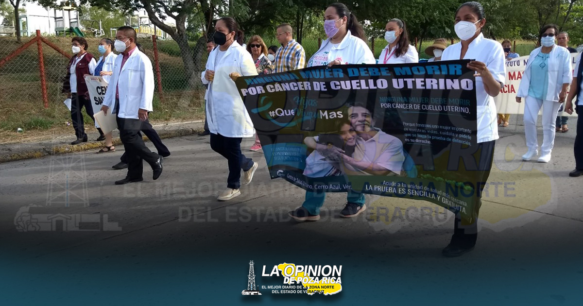Marchan contra el cáncer de la mujer
