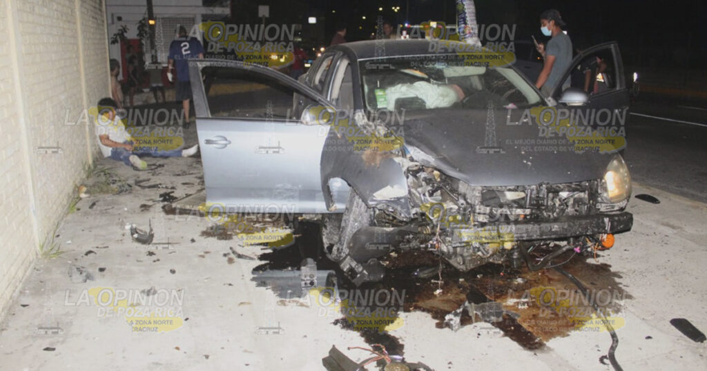 Ebrias desbarataron Bora en Central Poniente