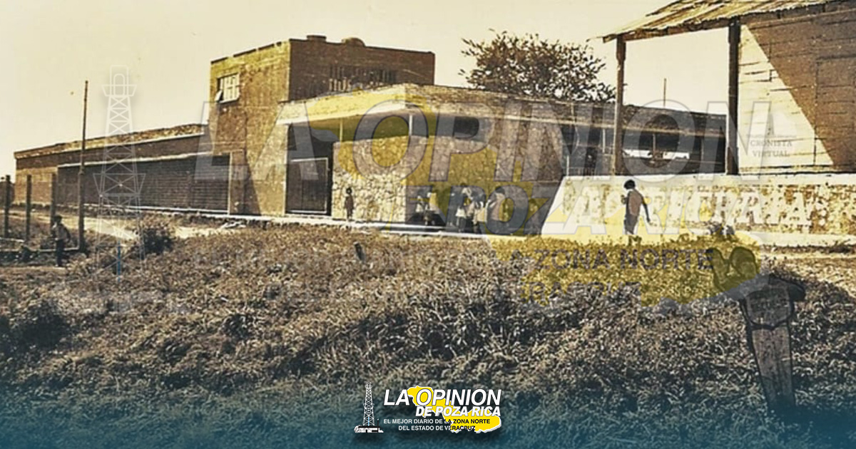 Sistema educativo en Tihuatlán, más de 130 años Sistema educativo en Tihuatlán, más de 130 años