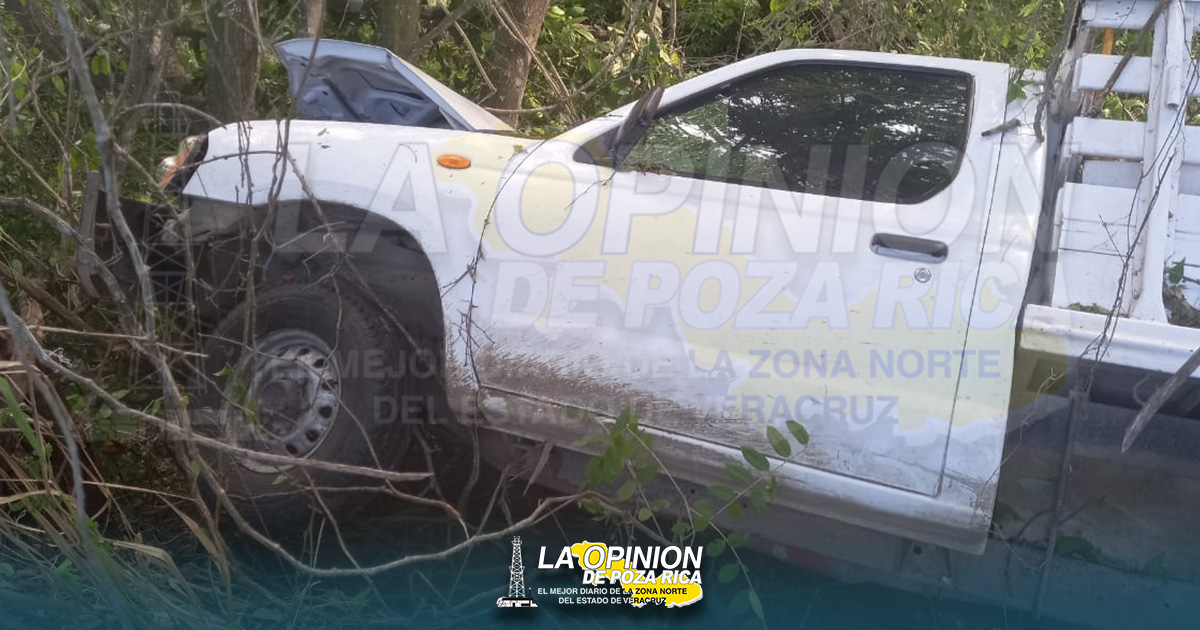 TERMINA ESTRELLADO EN UN ÁRBOL