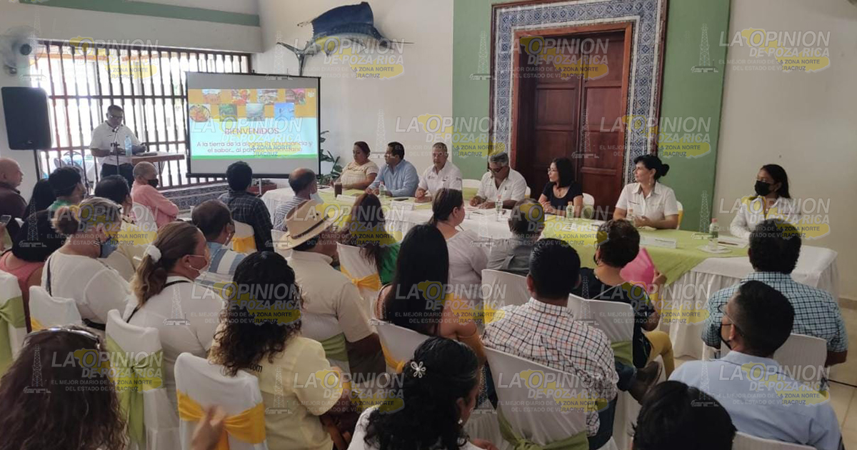 Presentan "Agenda de Competitividad del Destino Turístico de Tecolutla"