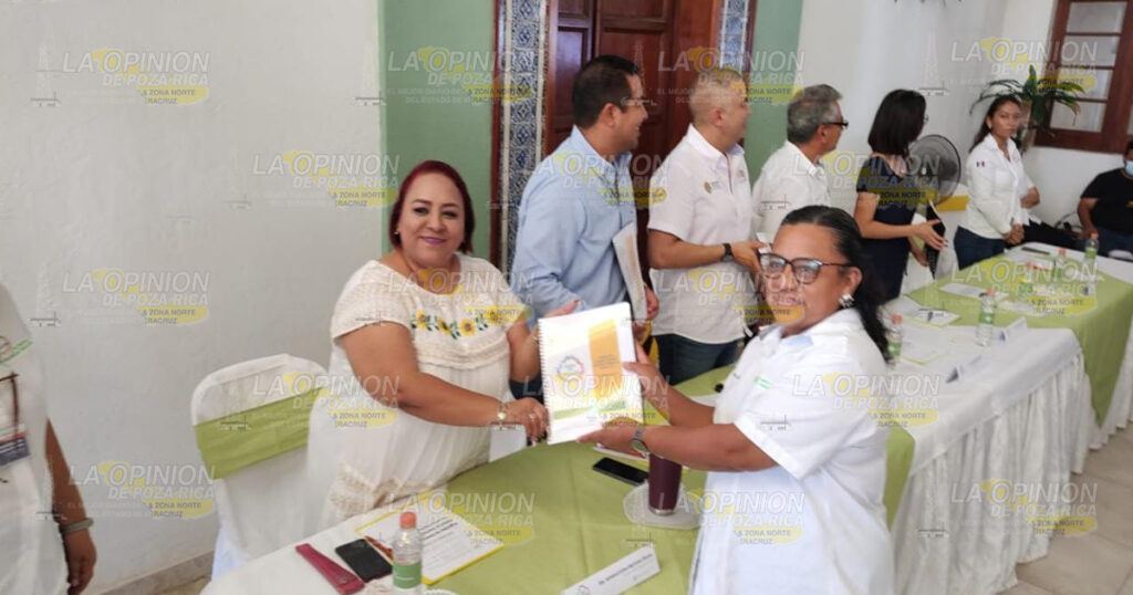 Presentan "Agenda de Competitividad del Destino Turístico de Tecolutla"