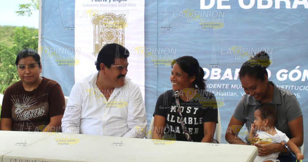 Mejoran caminos para las comunidades