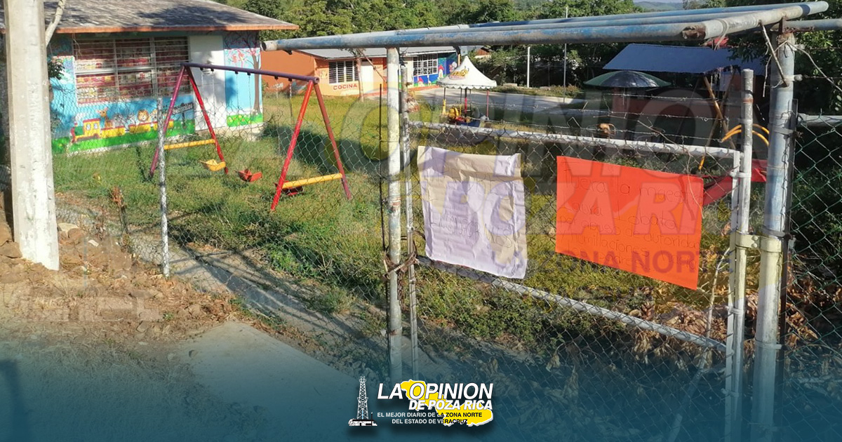 Toman tres escuelas en La Piedad, Cazones Toman tres escuelas en La Piedad, Cazones