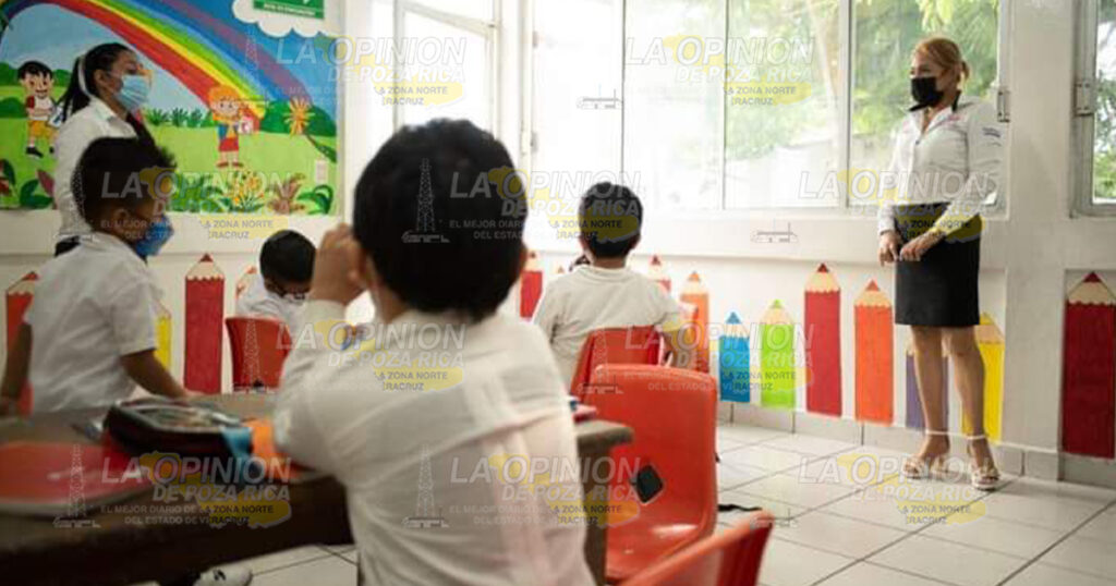 Niños de los CAIC DIF regresan a clases
