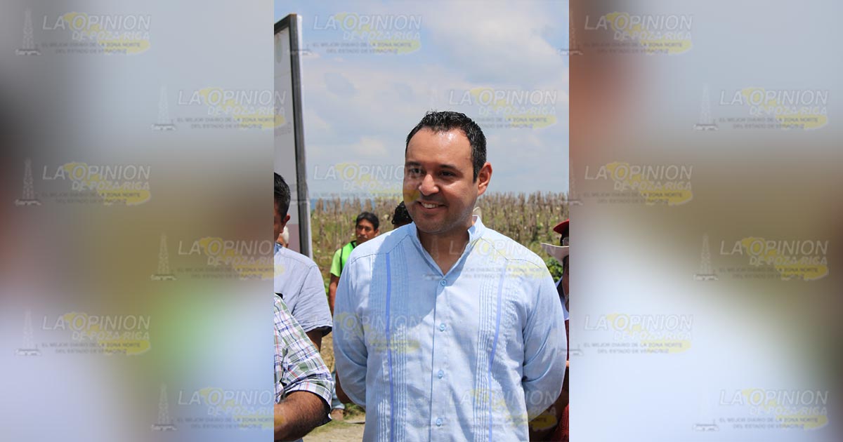 El Gobierno del Estado le cumple a Coatzintla