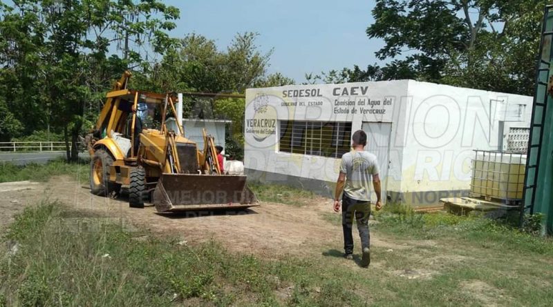 Van para un mes sin agua por parte de la CAEV Cazones