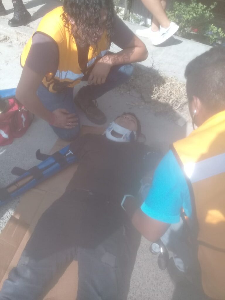 ¡Lo tiró su caballo de acero!