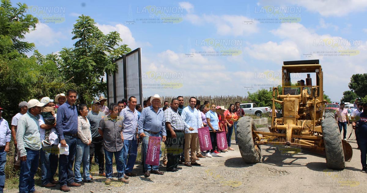 El Gobierno del Estado le cumple a Coatzintla