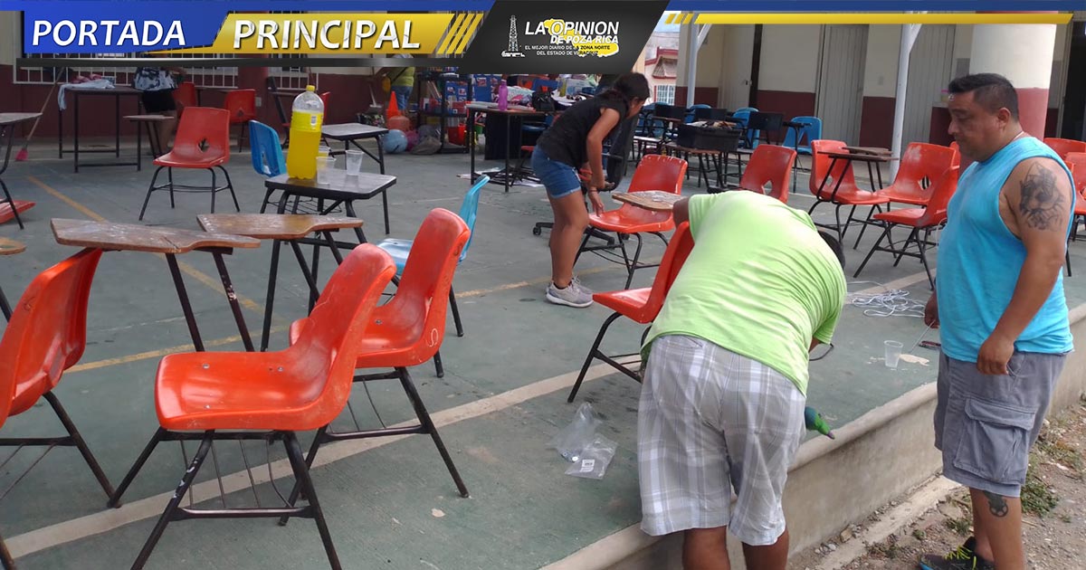 No tienen suficientes sillas para las clases