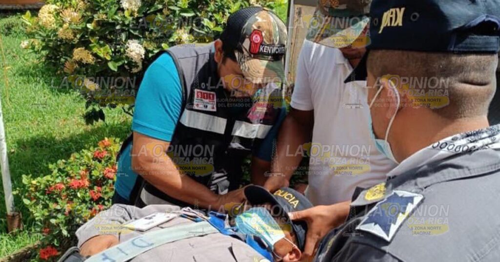 Capacitan PC y DIF a elementos de la policía auxiliar