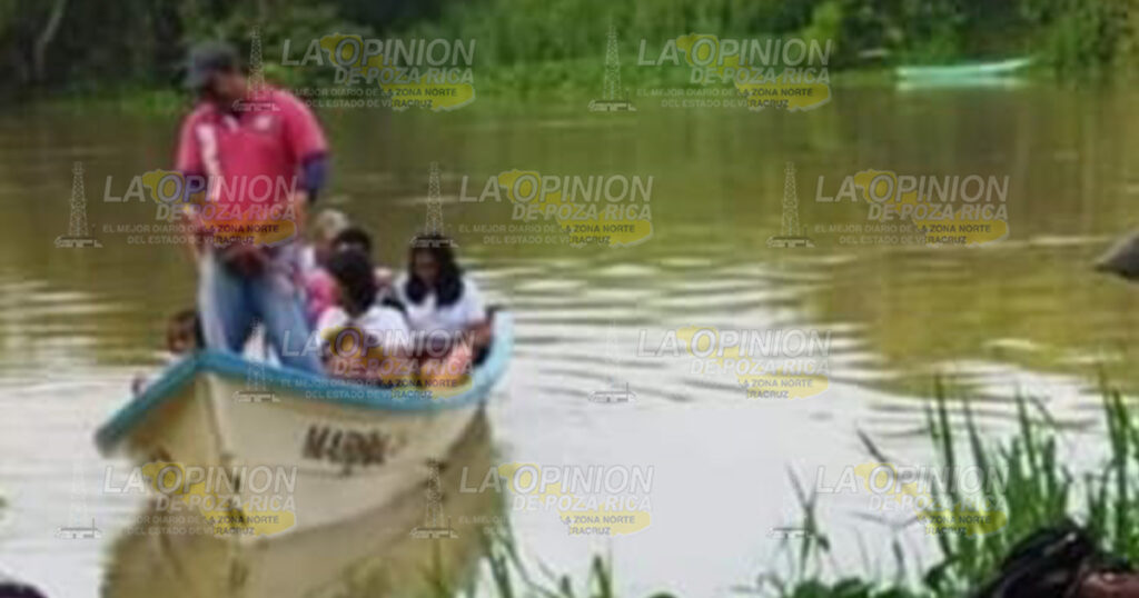 Ayuntamiento de Cazones expone al riesgo a usuarios de lancha en El Paso