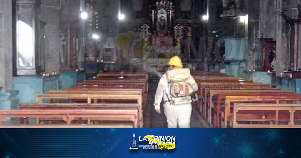 Sanitizan centro histórico y públicas de Coxquihui