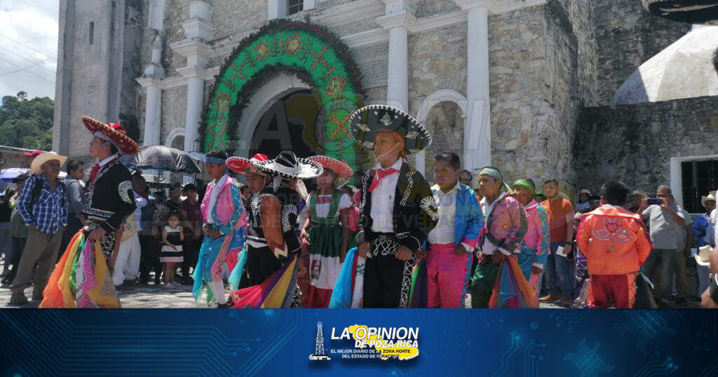 Danzas autóctonas celebran el día de San Mateo Apóstol