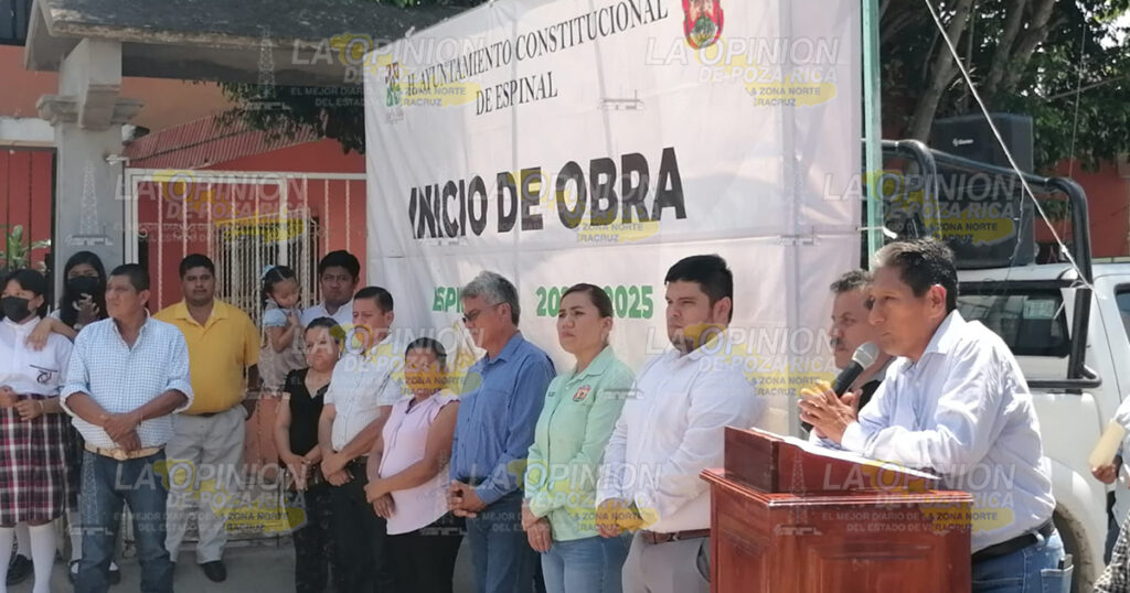 Arranca cercado perimetral de Telebachillerato de Entabladero